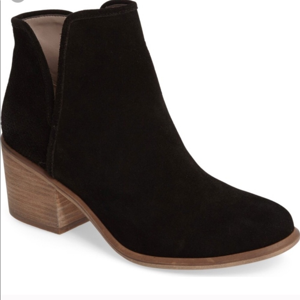 Nordstrom Hinge Ankle Boots